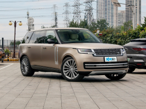 20234.4 V8 530PS װl(f) ǰ45