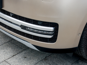 20234.4 V8 530PS װl ^