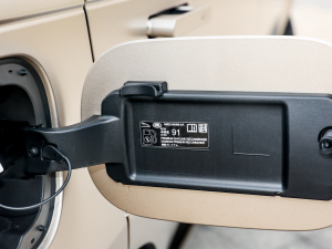 20234.4 V8 530PS װl ^