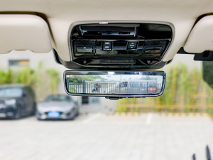 20234.4 V8 530PS װl ܇ȺҕR