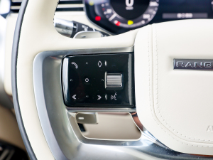 20234.4 V8 530PS װl п؅^