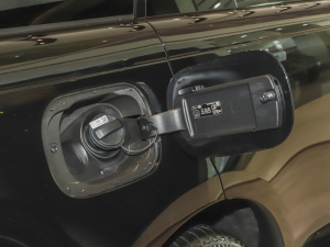 20233.0 L6 360PS ʢ w