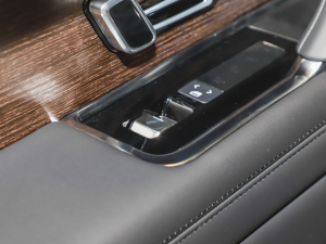 20233.0 L6 360PS ʢ ܇ƅ^