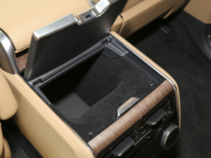 20233.0 L6 400PS L g