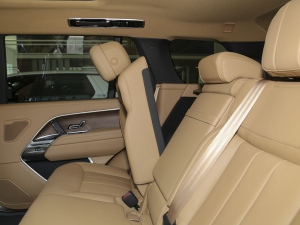 20233.0 L6 400PS L g