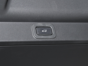 20233.0 L6 400PS L g