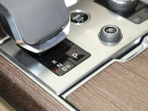 20233.0 L6 400PS (chung)L v܇Ƅ