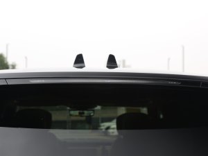 20233.0 L6 400PS ䷶L ^