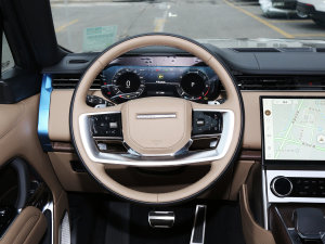 2023款3.0 L6 400PS 典范加长版 方向盘