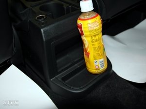 2010款i6 SE汽油 空间座椅