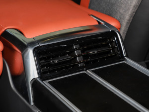 20244.4 V8 SVsL4 п؅^