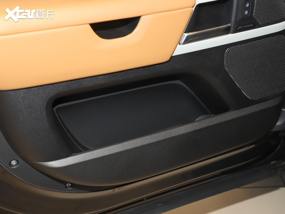 2025l(wi)ʿ 110 3.0T P400 ؄e