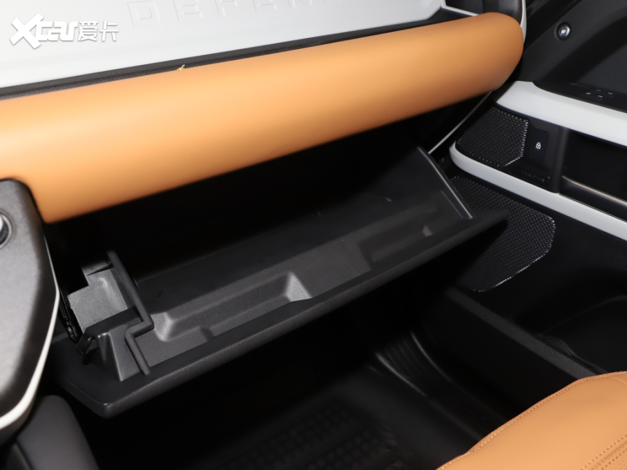 2025lʿ 110 3.0T P400 ؄e