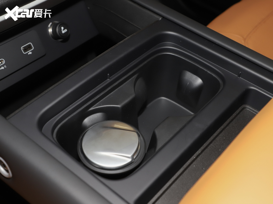 2025lʿ 110 3.0T P400 ؄e