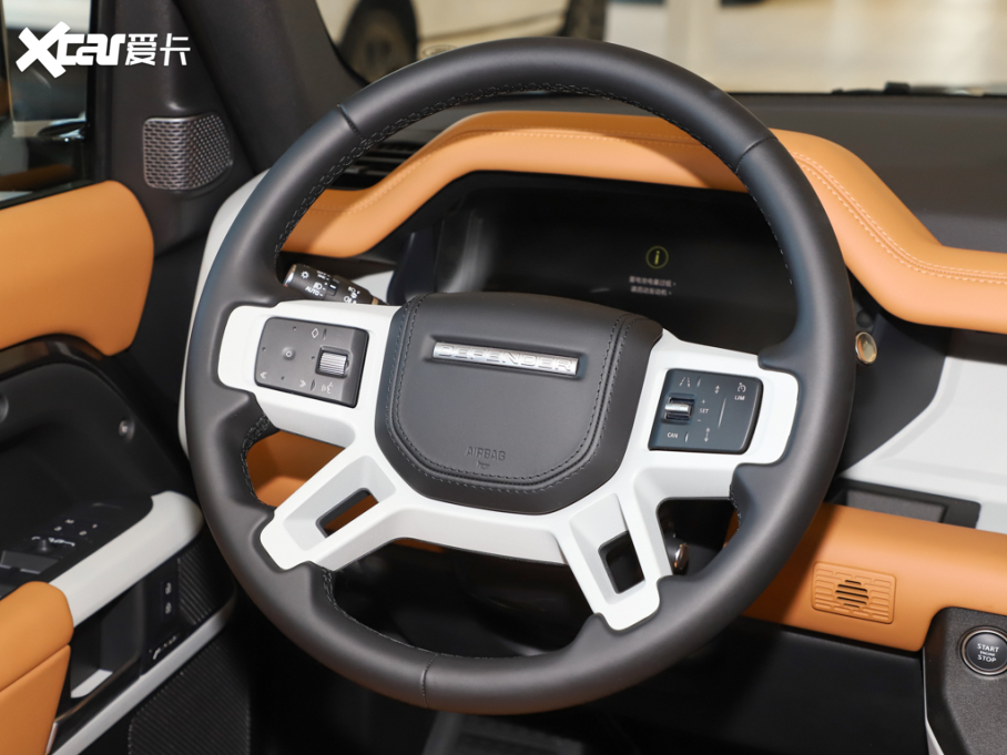 2025lʿ 110 3.0T P400 ؄e