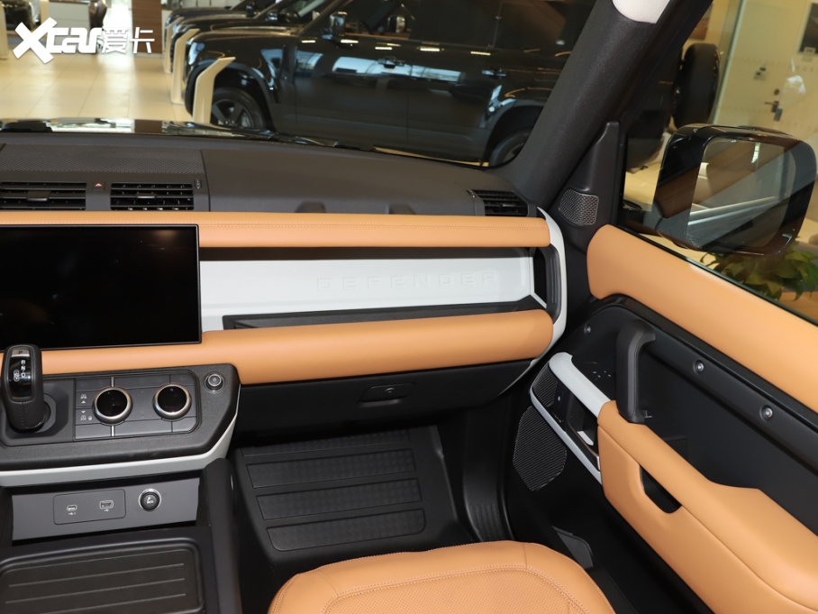 2025lʿ 110 3.0T P400 ؄e