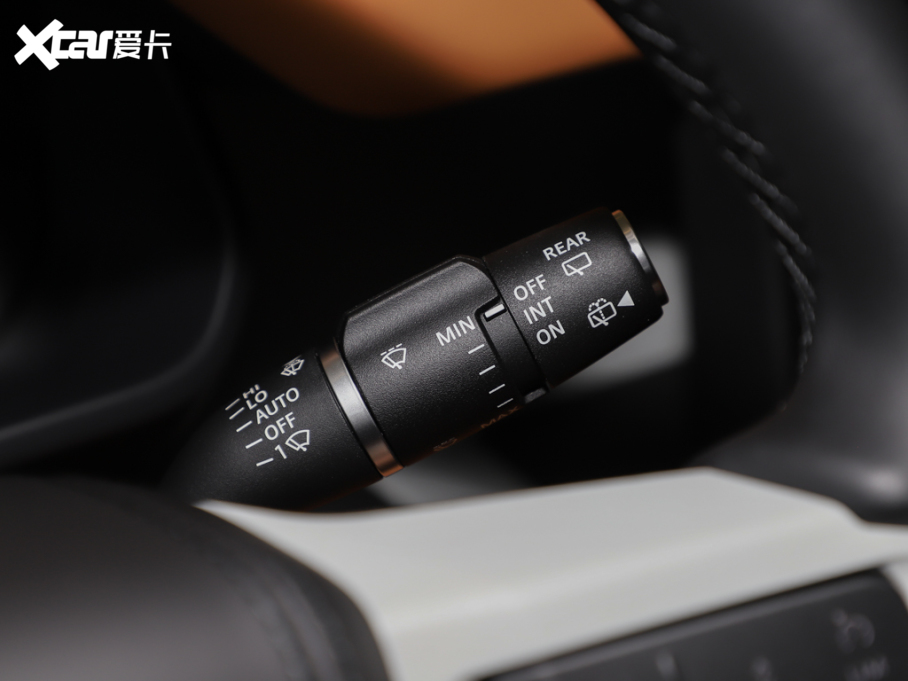 2025lʿ 110 3.0T P400 ؄e