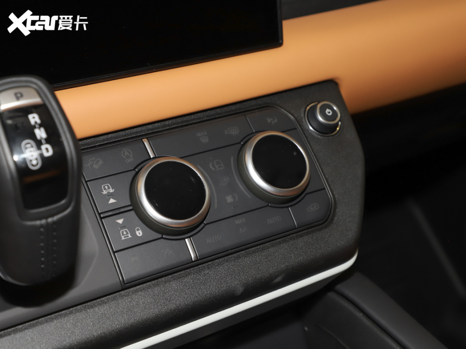 2025lʿ 110 3.0T P400 ؄e