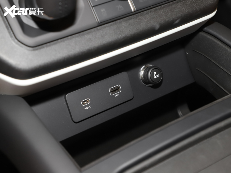 2025l(wi)ʿ 110 3.0T P400 ؄e