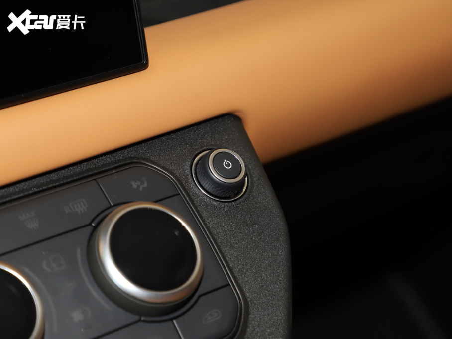 2025lʿ 110 3.0T P400 ؄e