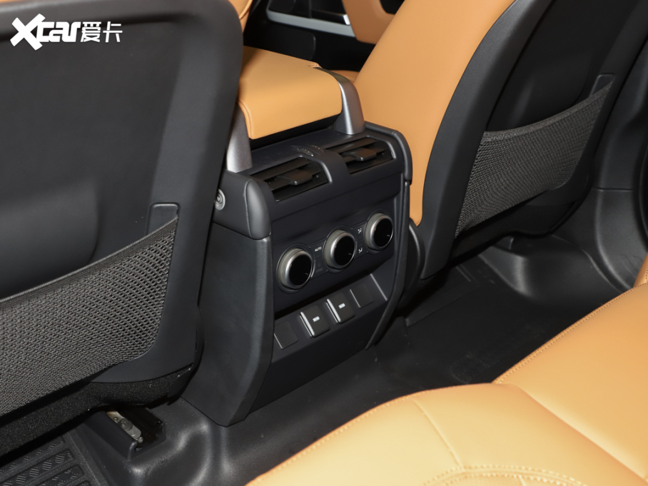 2025lʿ 110 3.0T P400 ؄e