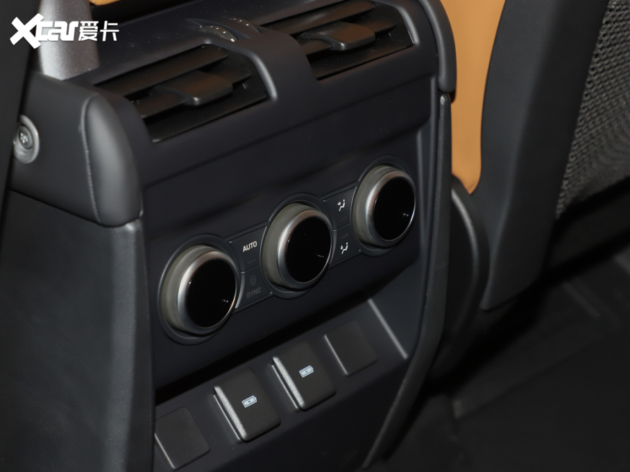 2025l(wi)ʿ 110 3.0T P400 ؄e