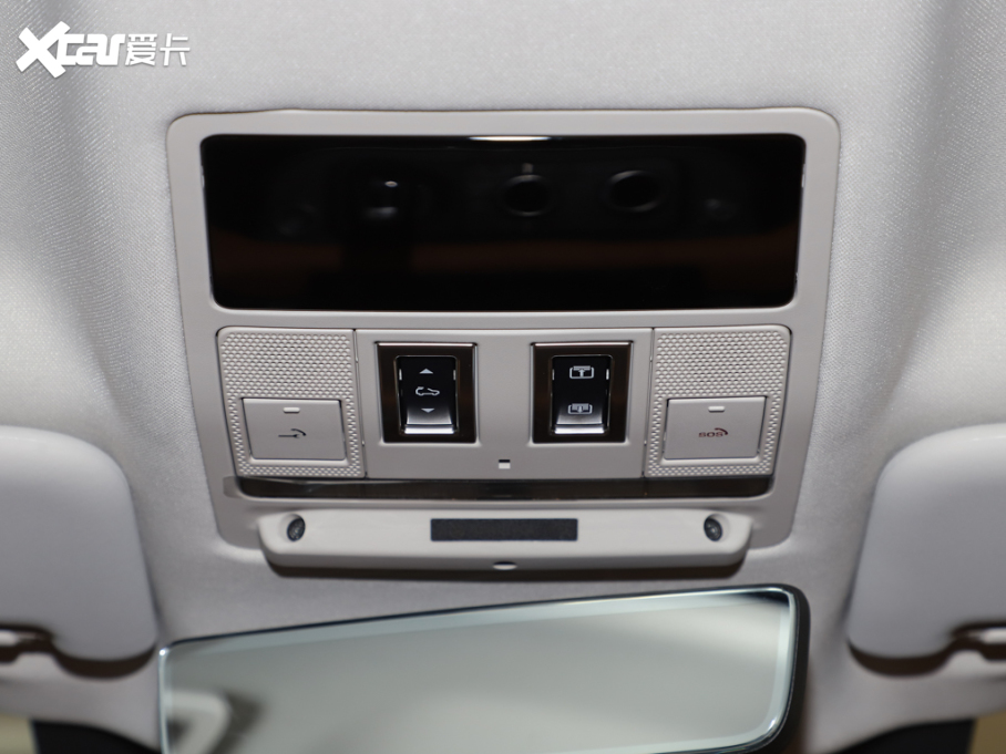 2025lʿ 110 3.0T P400 ؄e