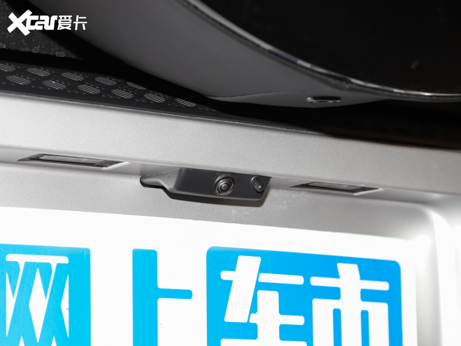 2025lʿ 110 3.0T P400 ؄e