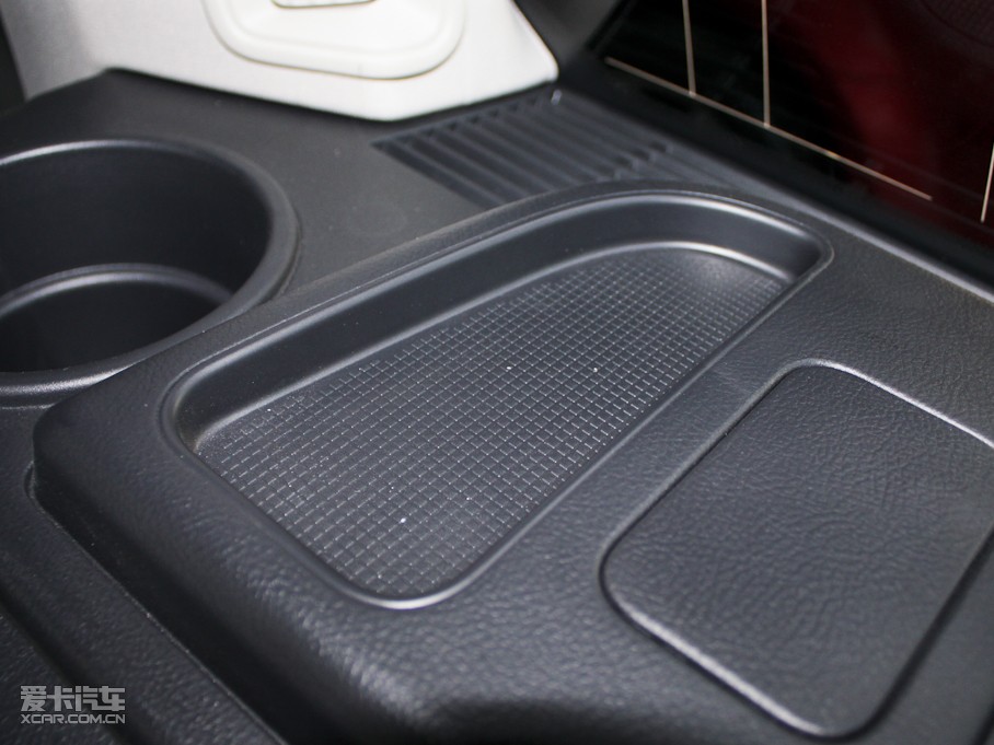 2011l(f)F(xin) Ĵ 4.0L HSE