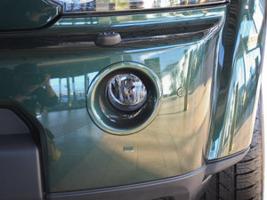 2011款第四代 5.0L HSE 前雾灯