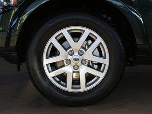2011款第四代 5.0L HSE 轮圈