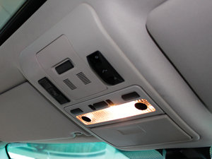 2011款5.0T SC 空间座椅