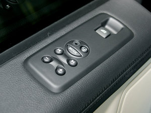 20115.0L NA HSE п؅^