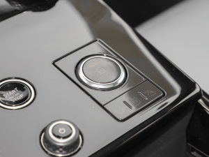 2025P550e ʽ늄ӻϰ ䷶ п؅^