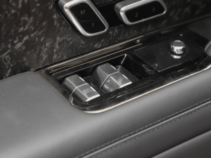 2025P550e ʽ늄ӻϰ ䷶ п؅^