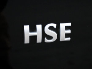 20125.0L V8 NA HSE ^