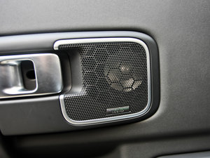 20125.0L V8 NA HSE g