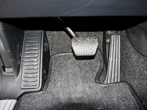 20125.0L V8 NA HSE g