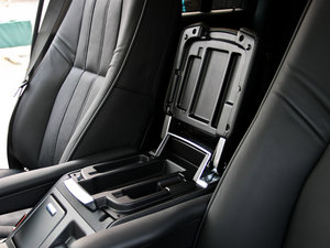 20125.0L V8 NA HSE g