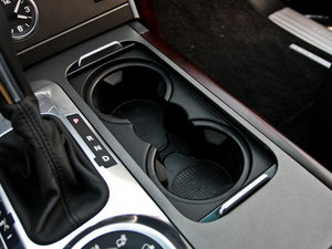 20125.0L V8 NA HSE g