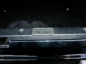 2012款5.0L V8 NA HSE 空间座椅