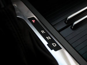 20125.0L V8 NA HSE п؅^(q)