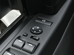 20125.0L V8 NA HSE g