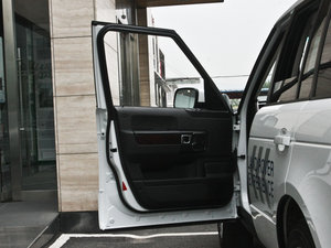 20125.0L V8 NA HSE g