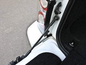 20125.0L V8 NA HSE g