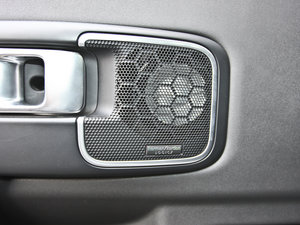 20125.0L V8 NA HSE g