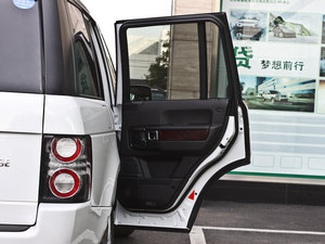 20125.0L V8 NA HSE g