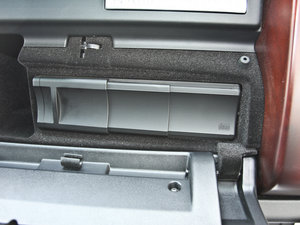 20125.0L V8 NA HSE g