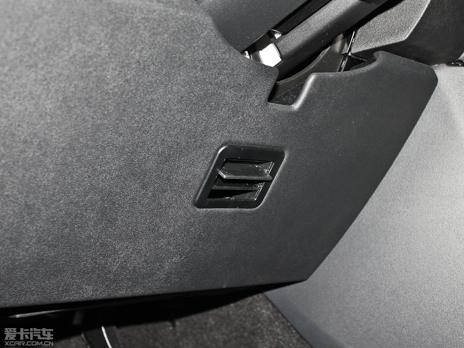 2012��l�F ���Ĵ� 5.0L SE