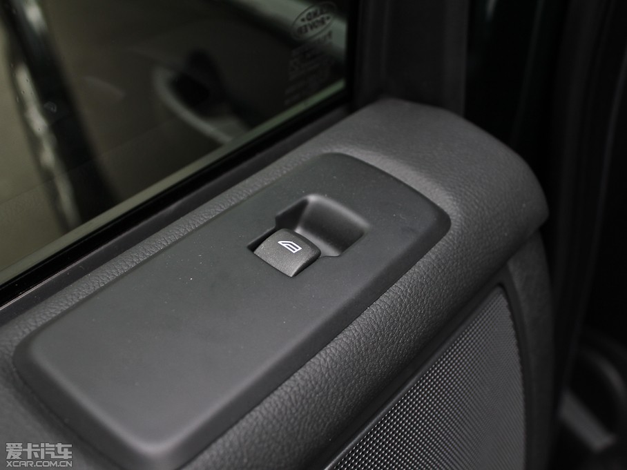 2012l(f)F(xin) Ĵ 5.0L SE